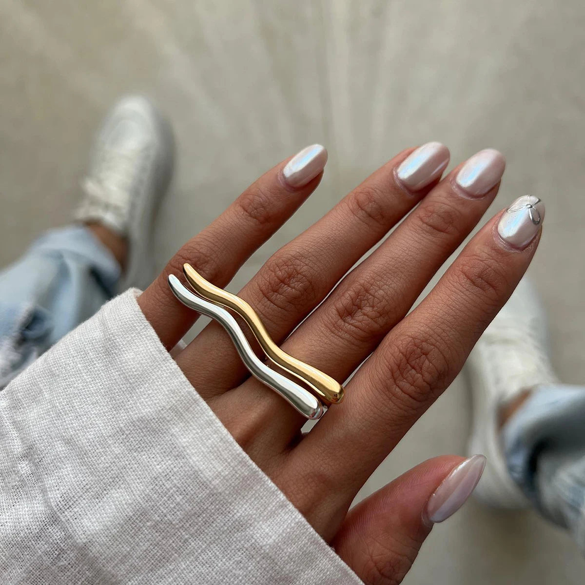 Uworld Personality Stainless Steel Minimalist Classy Ring 18K Gold Color Waterproof Stylish Unique Finger Jewelry for Women